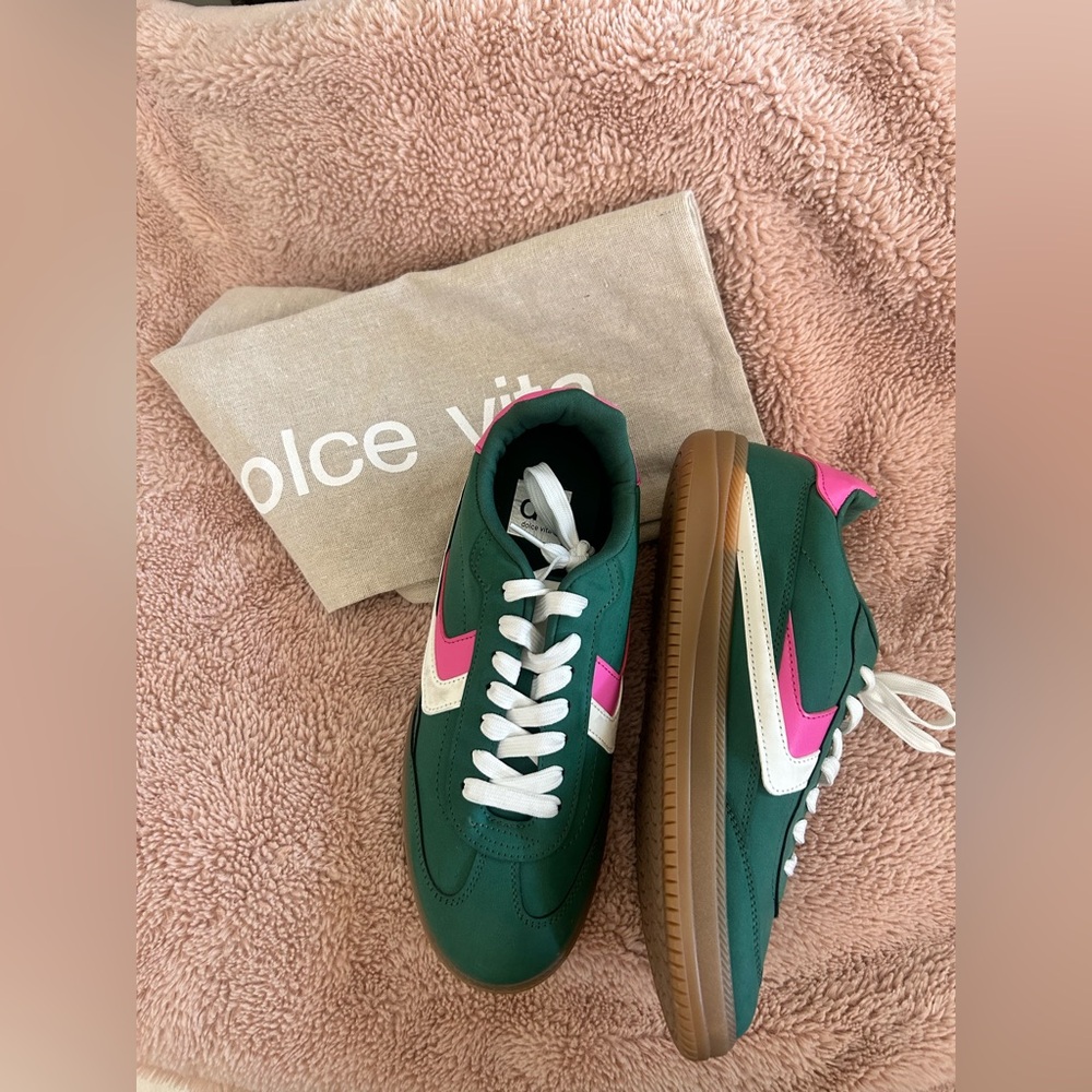 DOLCE VITA Sybela Retro Sneaker Shoes Women 9.5 Green & Pink Low Top Athleisure